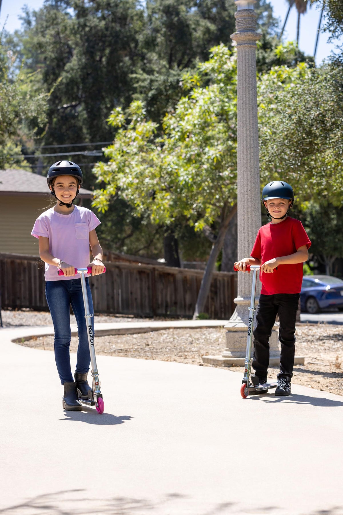 Kick Scooter for Kids - Lightweight, Foldable, Aluminum Frame, Adjustable Handlebars B4688