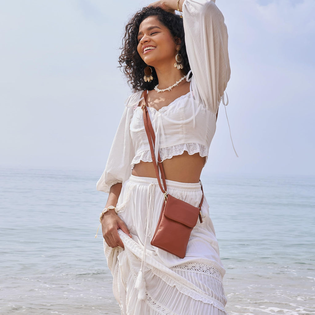 Small Vegan Leather Crossbody Bag S4210